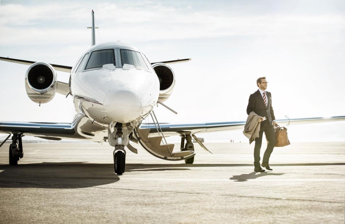 Time is Money: Top 5 Reasons to Fly Private
